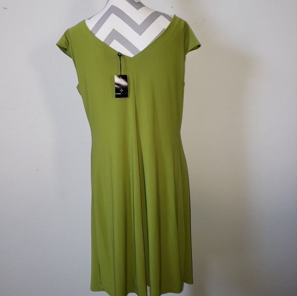 Ronni Nicole green cap sleeve gather waist Silver Buckle dress Size 16 - Picture 14 of 14